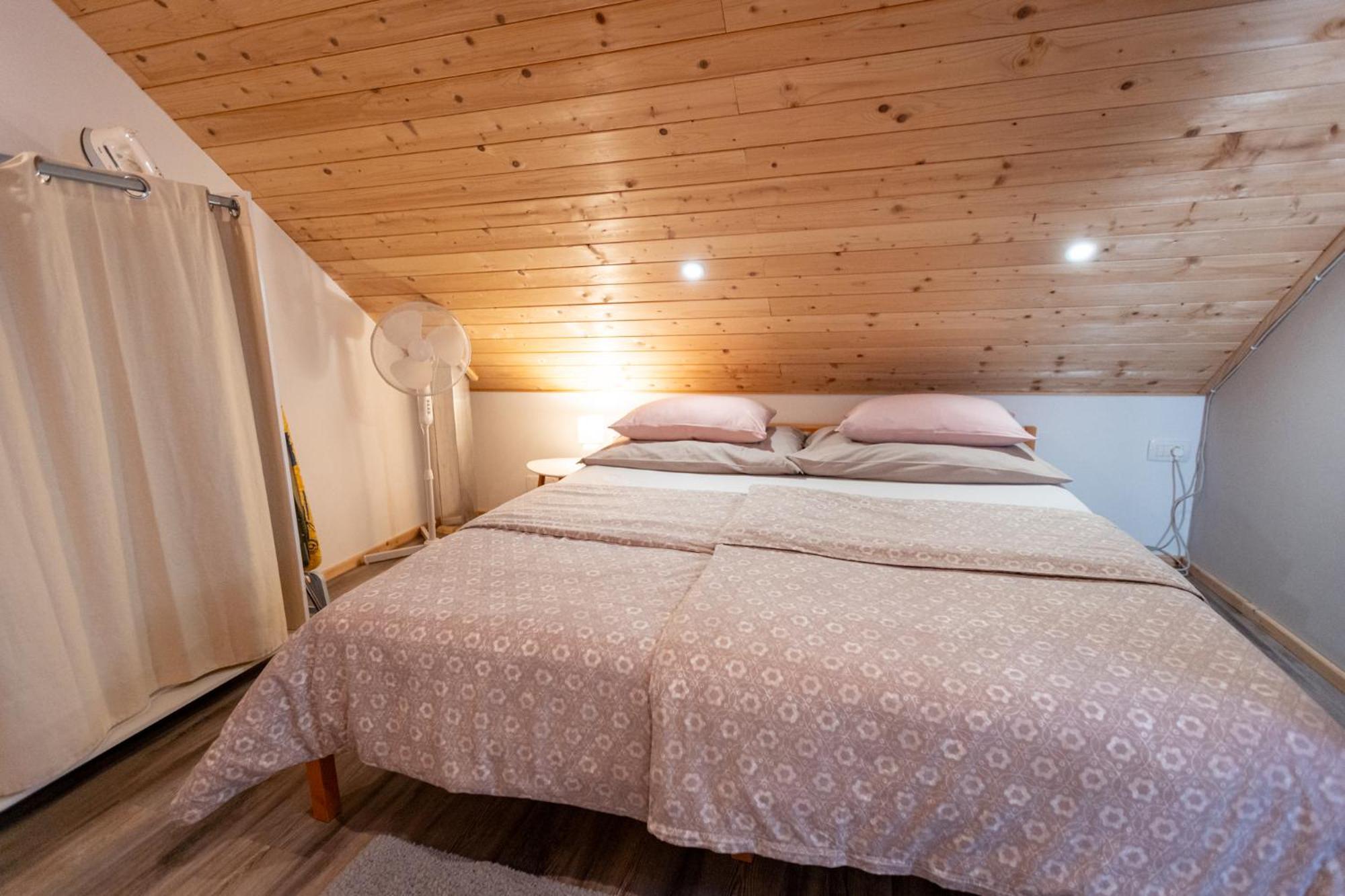 Guest House Pr' Cut 지로브니차 외부 사진